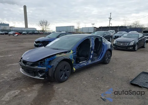 2023 Tesla Model 3 Rear-Wheel Drive z USA, uszkodzony, nr VIN 5YJ3E1EA3PF545773